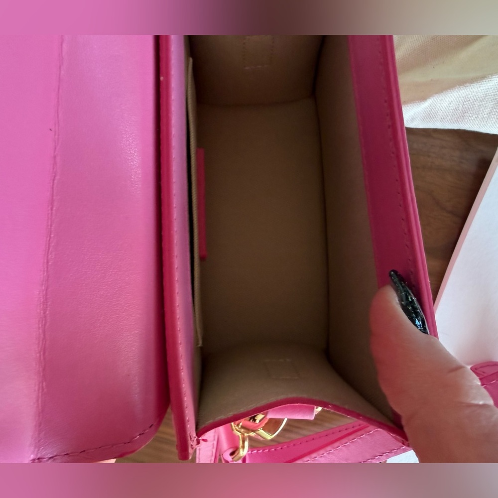 Jacquemus Medium Chiquito Bag with Shoulder Strap, hot pink - Picture 7 of 9